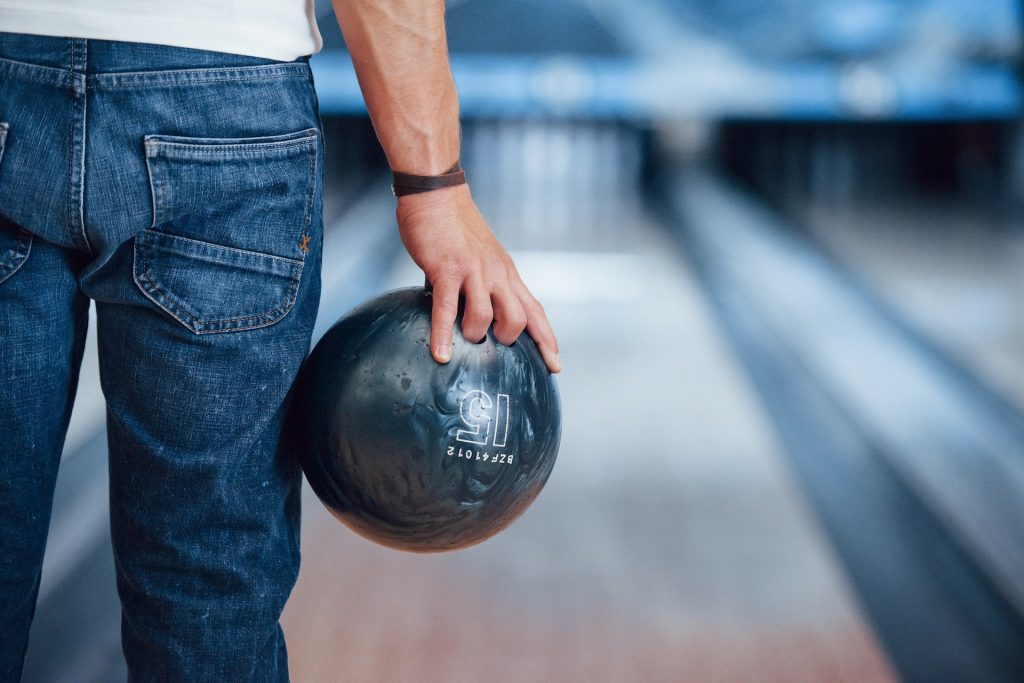 Tips to Get a Strike in Bowling Every Time Jumps of Course