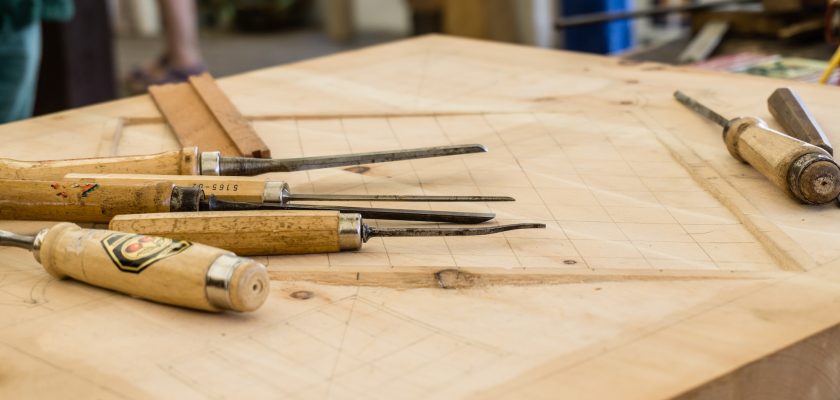 some wood carving knives